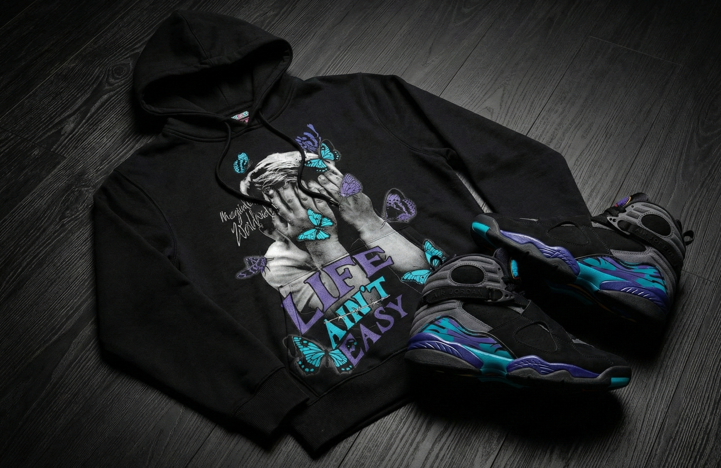 Sudadera con capucha "El amor nunca termina" (Air Jordan 4 Brick By Brick)